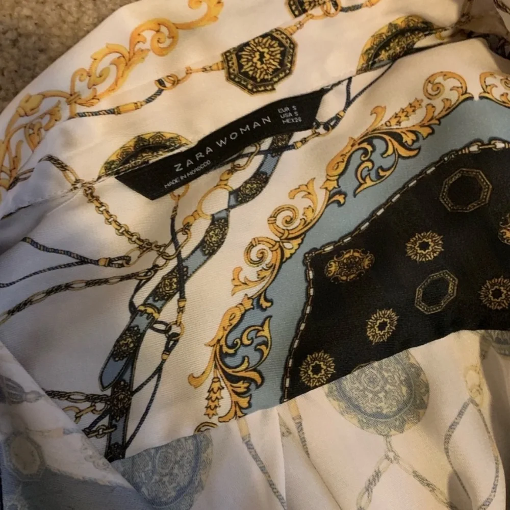 Zara button up - Picture 2 of 3